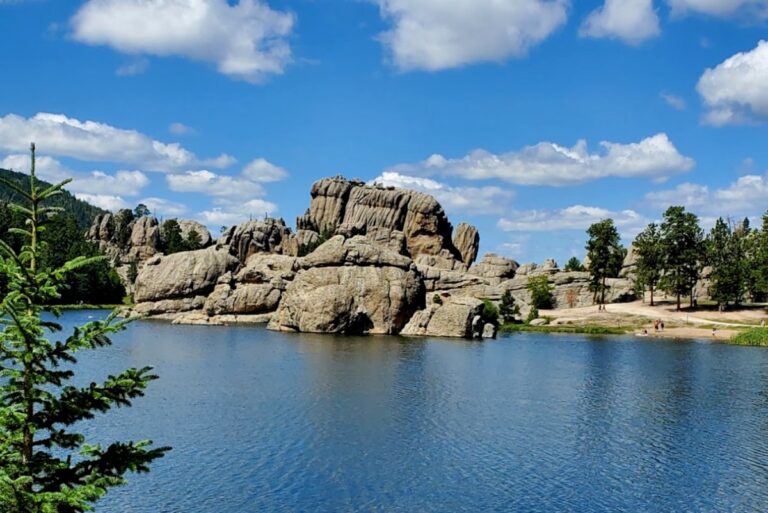 12 Best Things to Do in Custer State Park