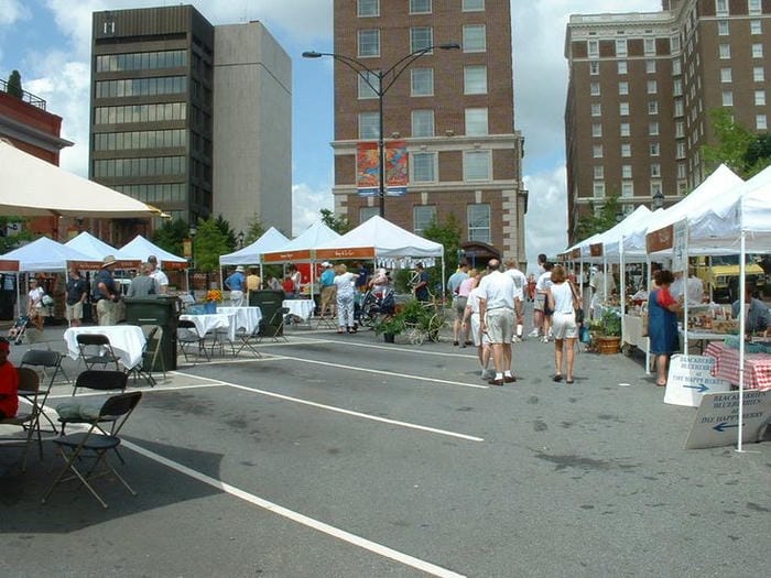 Explore Greenville's Farmers Markets