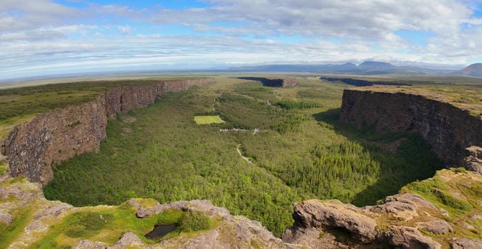 Explore Ásbyrgi Canyon