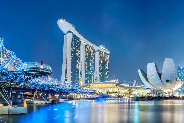 Explore the Iconic Marina Bay Sands