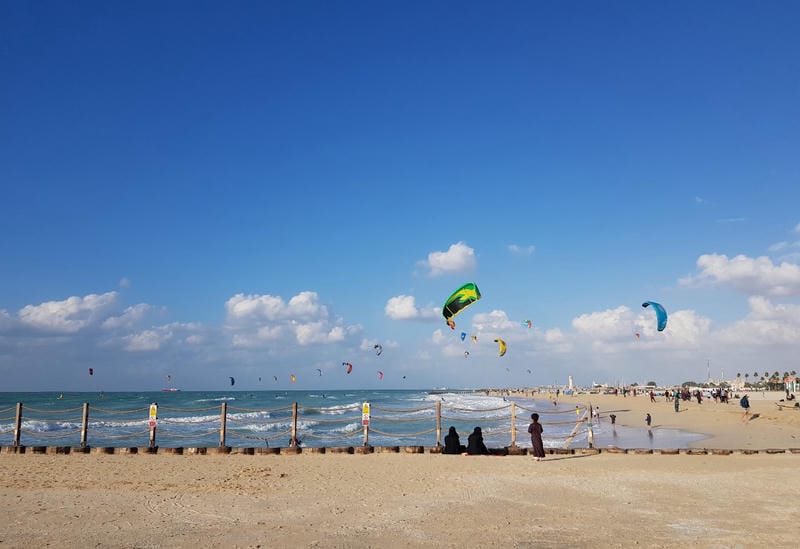 Kite Beach (Kitesurfing & Volleyball)