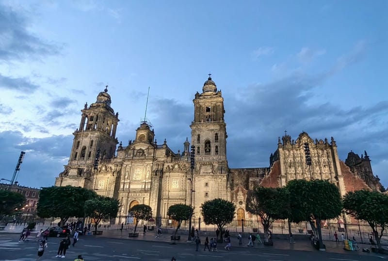 Start at the Zócalo