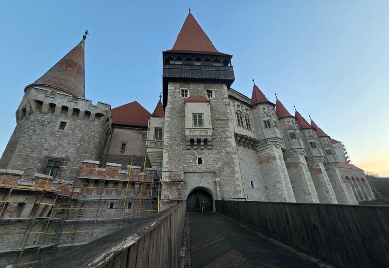 Visit Corvin Castle