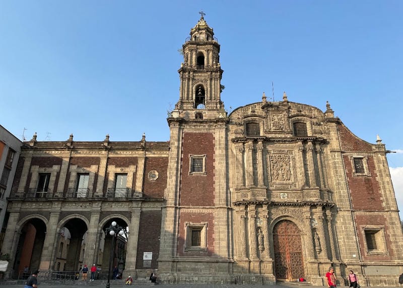 Visit the Templo de Santo Domingo