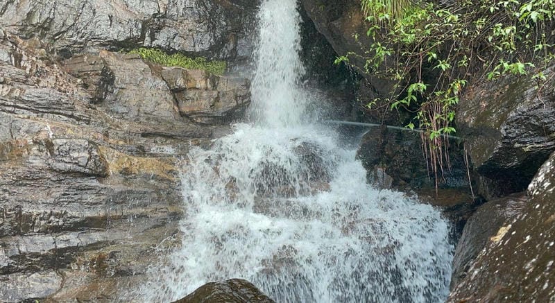 Chase Waterfalls in Nuwara Eliya