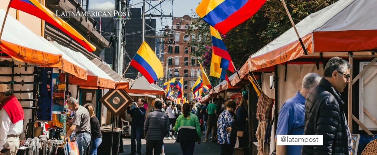 12. Explore Mercado de las Pulgas de San Alejo