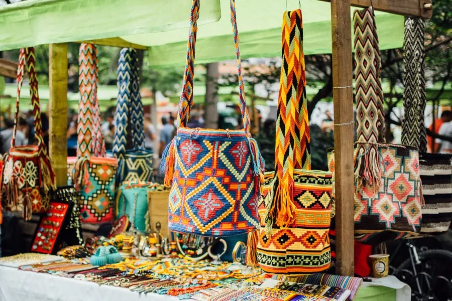 19. Visit San Alejo Handicraft Market