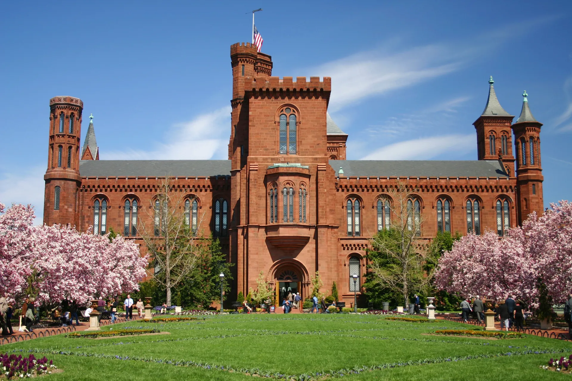 2. Smithsonian Museums