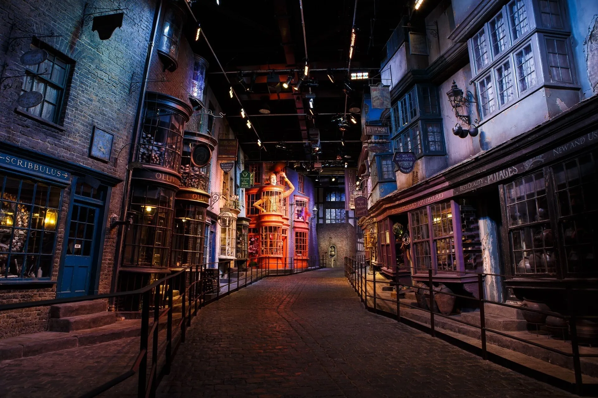 22. Discover Warner Bros Studio Tour – The Making of Harry Potter