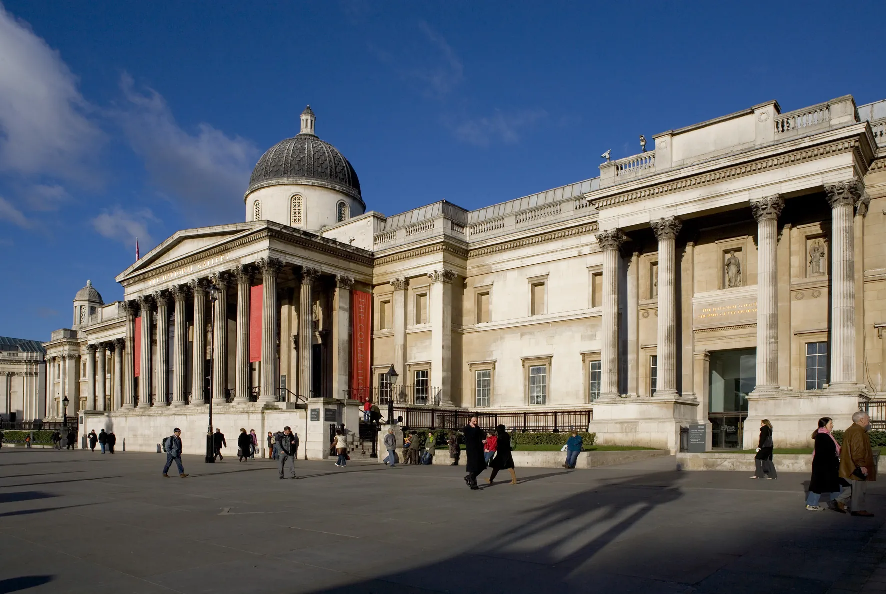 23. Visit Trafalgar Square and The National Portrait Gallery