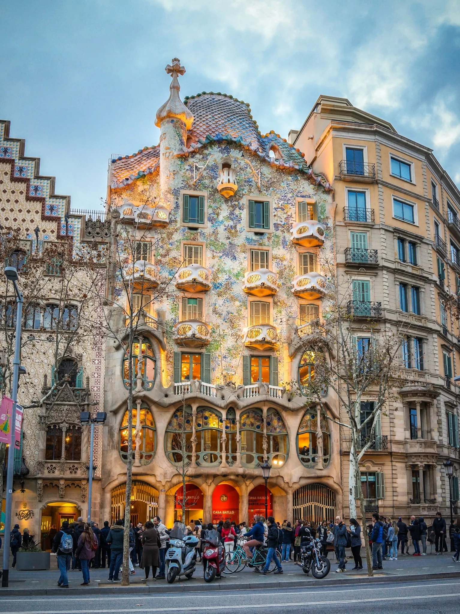 4. Casa Batlló