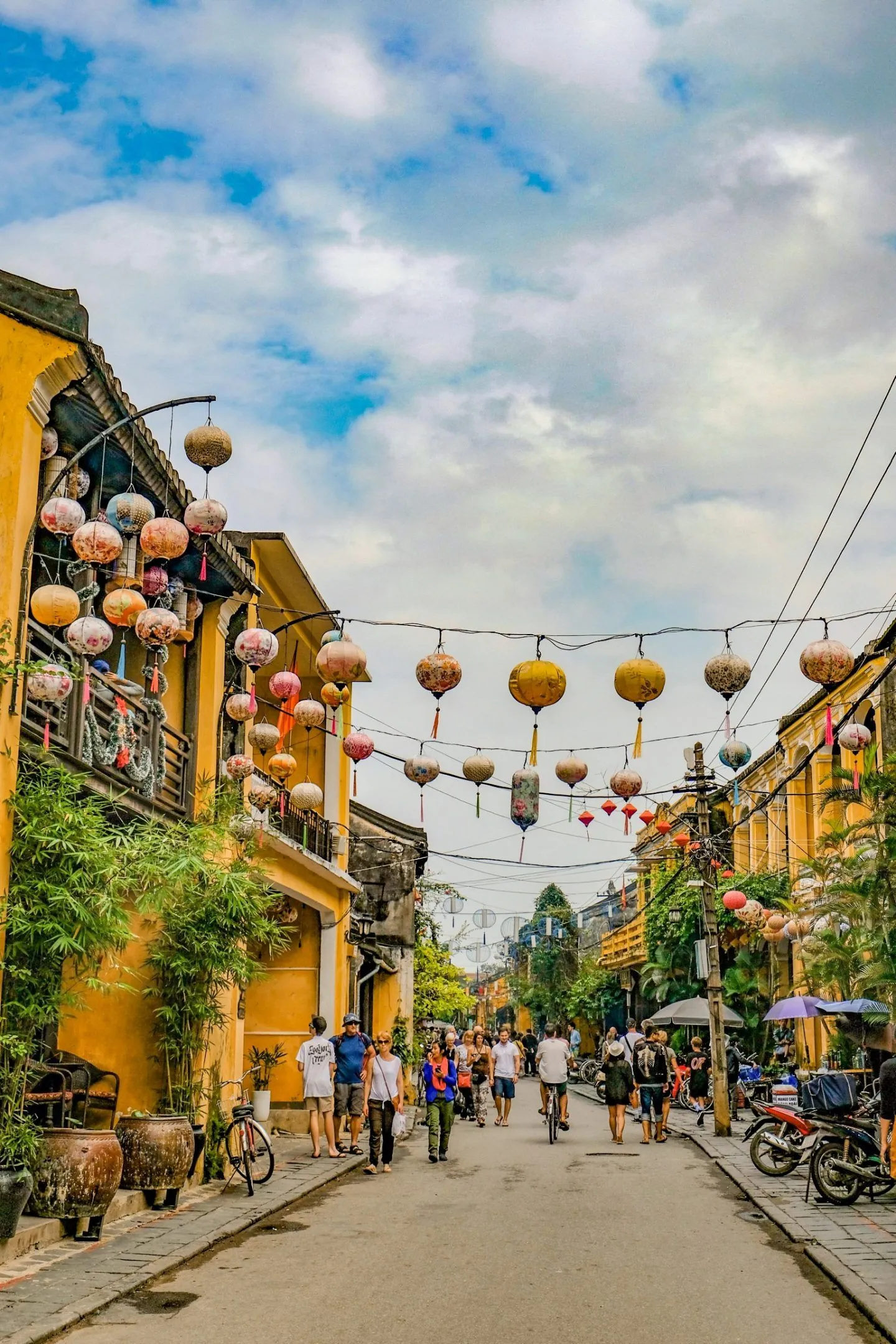 4. Visit Hoi An Ancient Town