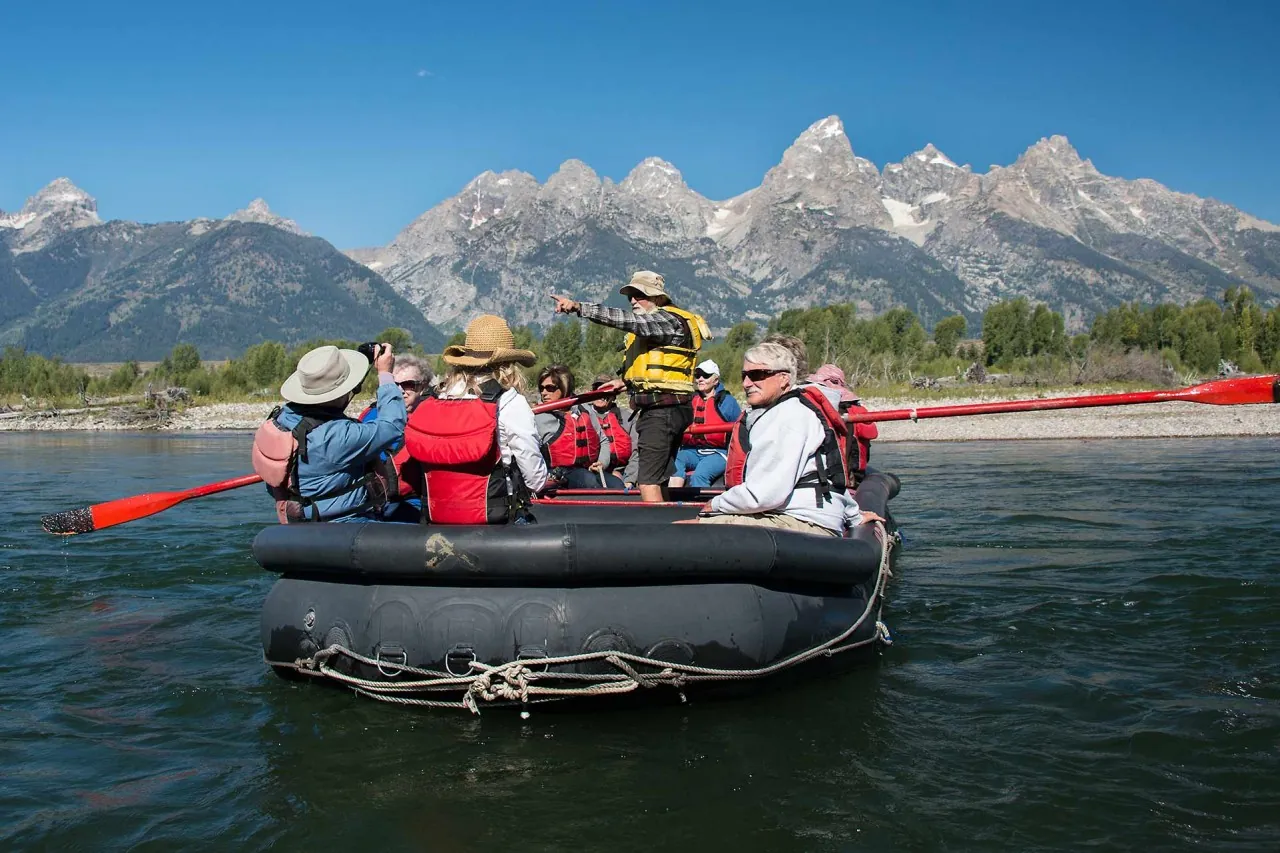 Choose the Right Time for Kayaking