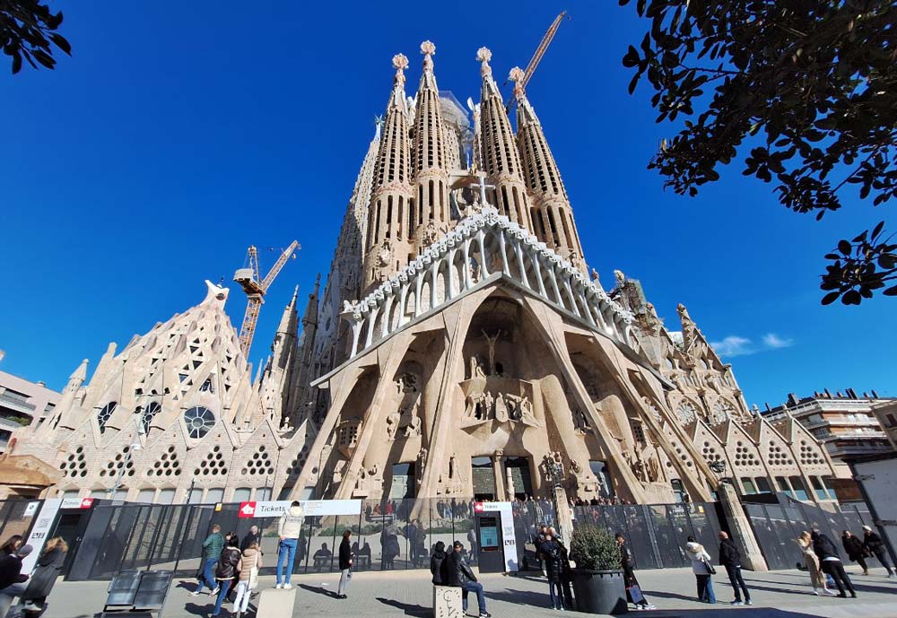 Discover Barcelona