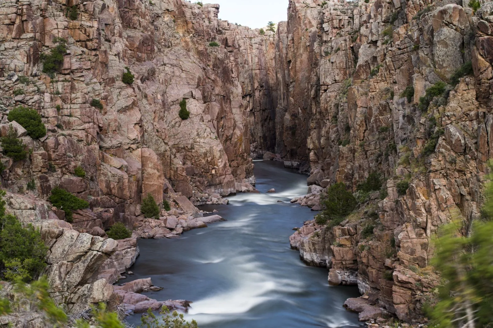 Marvel at Fremont Canyon