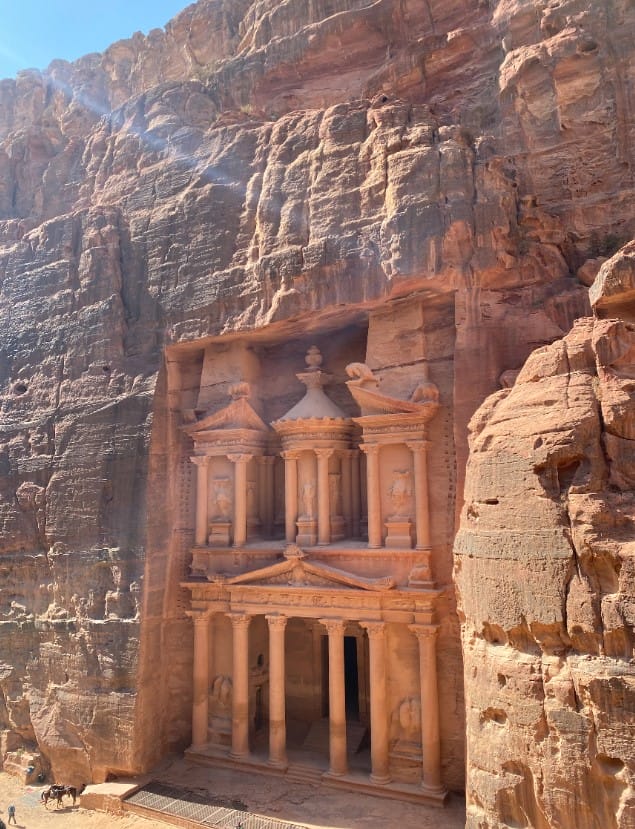 Discovering Petra’s Wonders