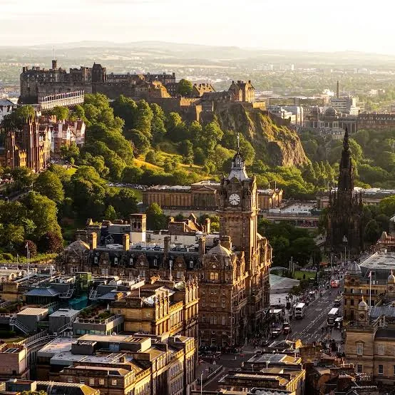 Arriving in Edinburgh